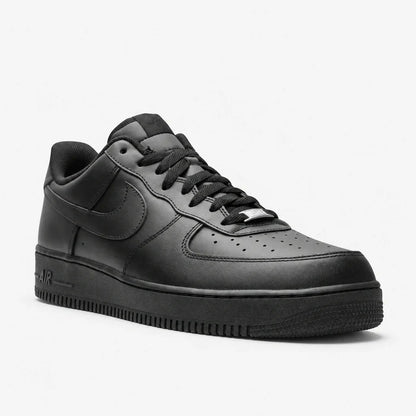 NIKE AIR FORCE 1 - NEGRAS