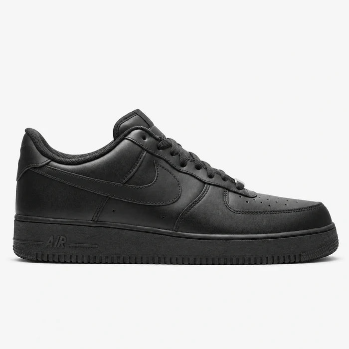 NIKE AIR FORCE 1 - NEGRAS